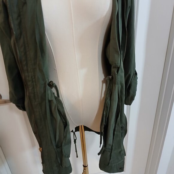 a.n.d Eawy Utility Parka Jacket Women’s Small Green Hidden Hood Drawstring Waist - Picture 4 of 9